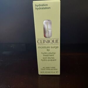 Clinique Moisture Surge Lip Treatment - Cream and Silver